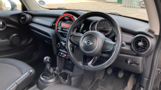 MINI Hatchback 1.5 Cooper D 3dr Diesel Hatchback